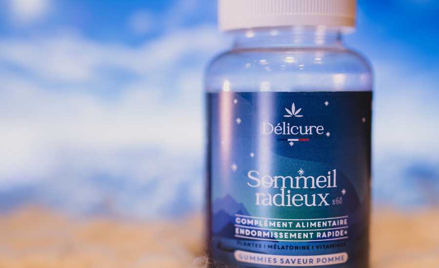 Sleep gummies are innovative food supplements. With a delicious fruit flavor, composed of plants, vitamins and melatonin, they reduce stress and increase the quality of nights.