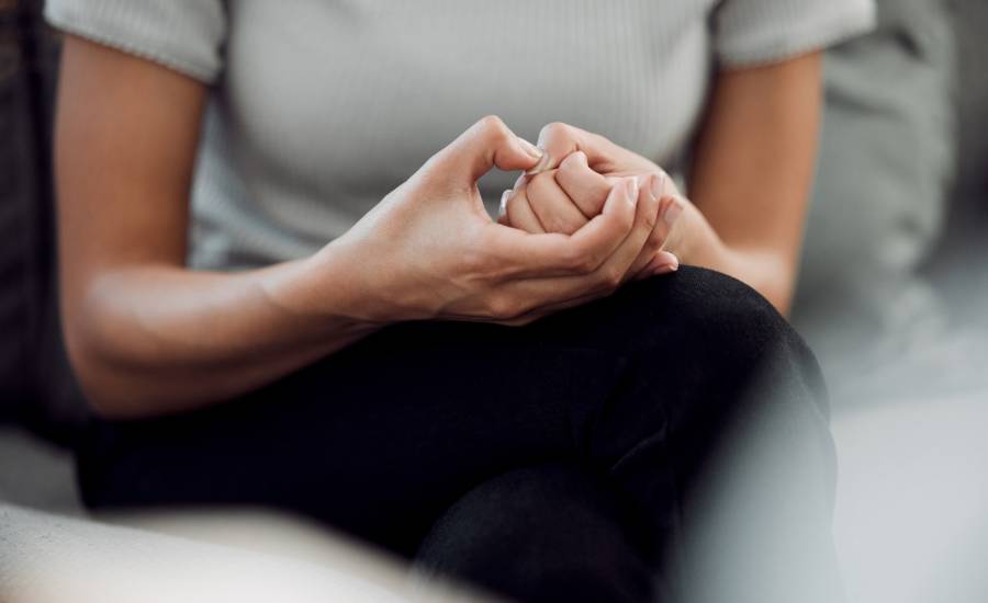 le cannabidiol est une alternative naturelle aux anxiolytiques, le cbd permet de réduire le stress et les angoisses et détendre notre esprit de manière naturelle et efficace