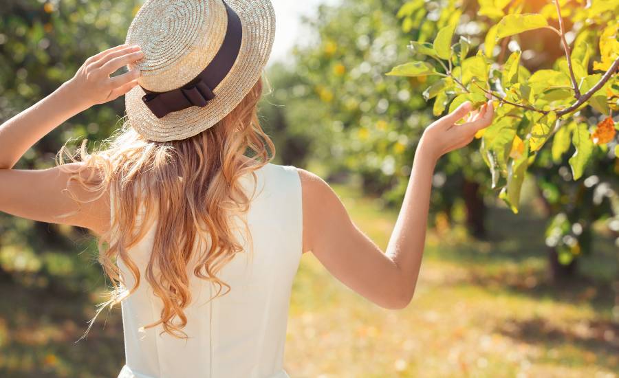 Apply these tips to enhance your hair this summer!