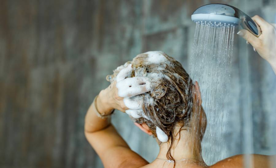Adopt a good hair routine to enhance your hair!